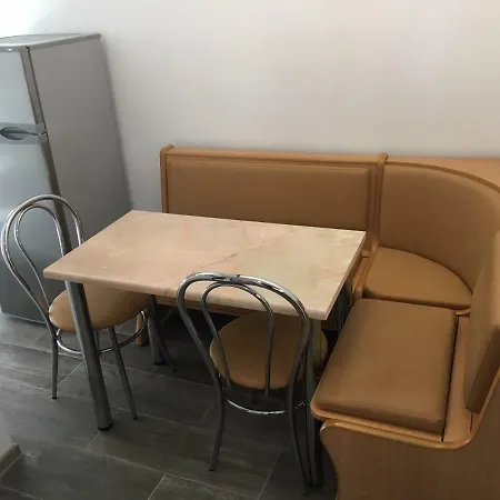 شقة Ana Năvodari